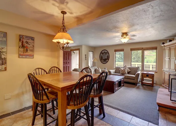 Apartment Mile Haus A-6 2br 2ba